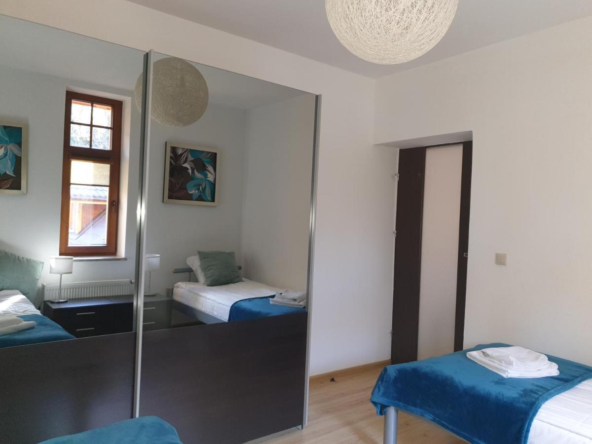 Apartament 41 W Willi Jozefina, Parking W Cenie! Mbnoclegi シクラルスカ・ポレンバ エクステリア 写真