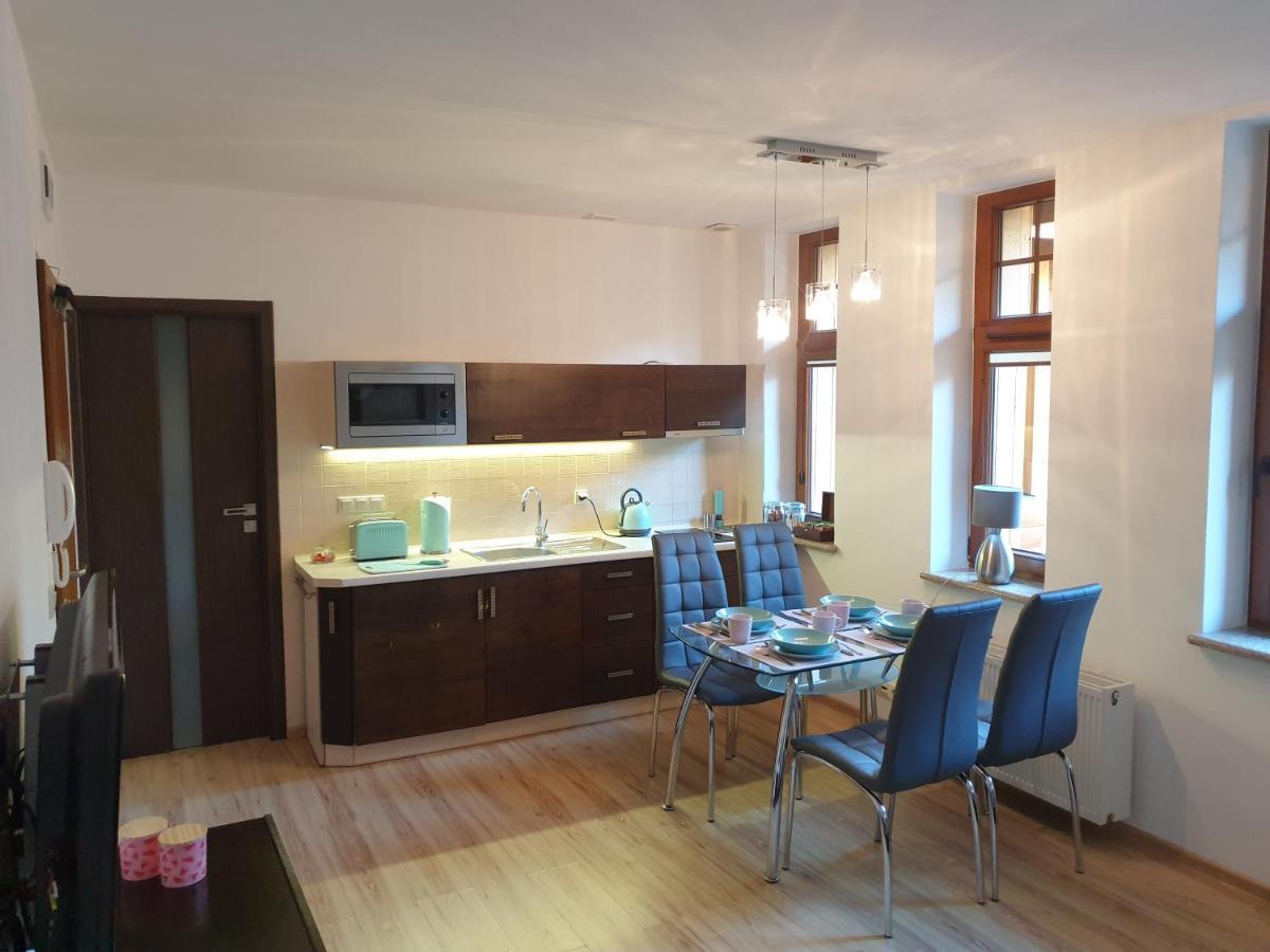 Apartament 41 W Willi Jozefina, Parking W Cenie! Mbnoclegi シクラルスカ・ポレンバ エクステリア 写真